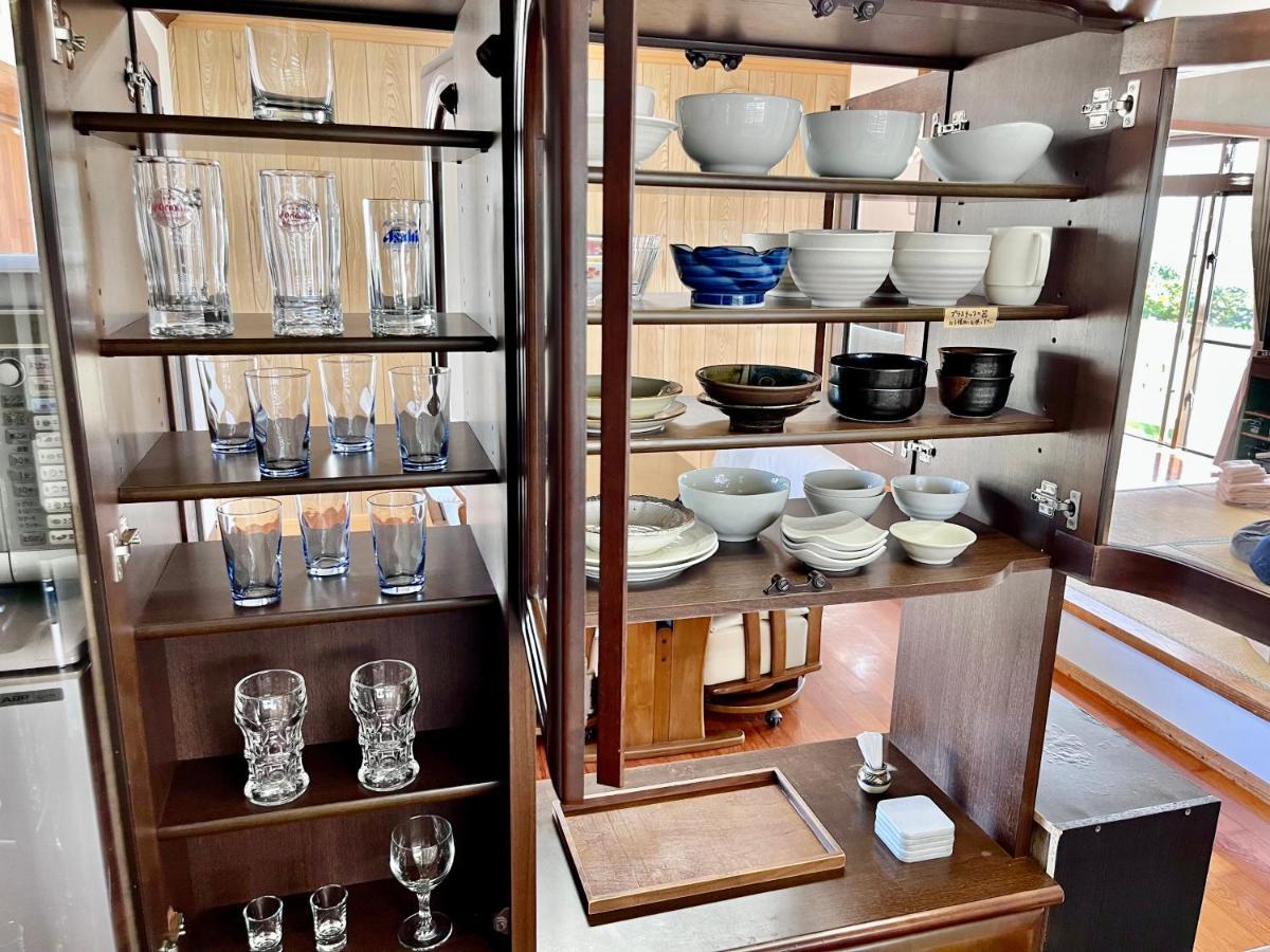 バーベキューもできる! 海と浜比嘉大橋を一望できる宿 Henza Extérieur photo
